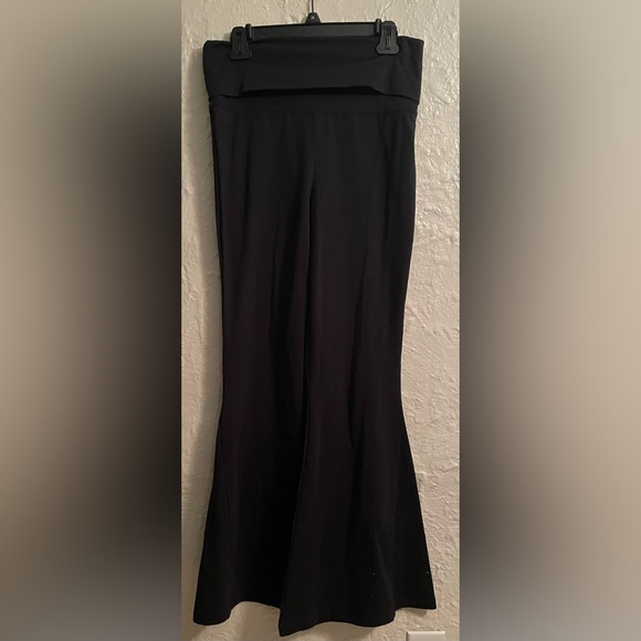 NWT aerie high rise, super flare black leggings with fold over waistband; size L - Picture 2 of 8
